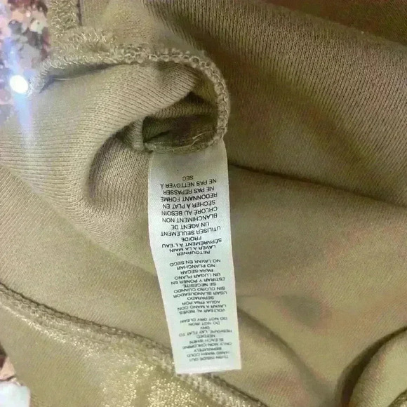 Chico's Gold Metallic Sweater Size 0 Jeweled Neckline 3/4 Sleeve Shimmer Holiday - Picture 12 of 15